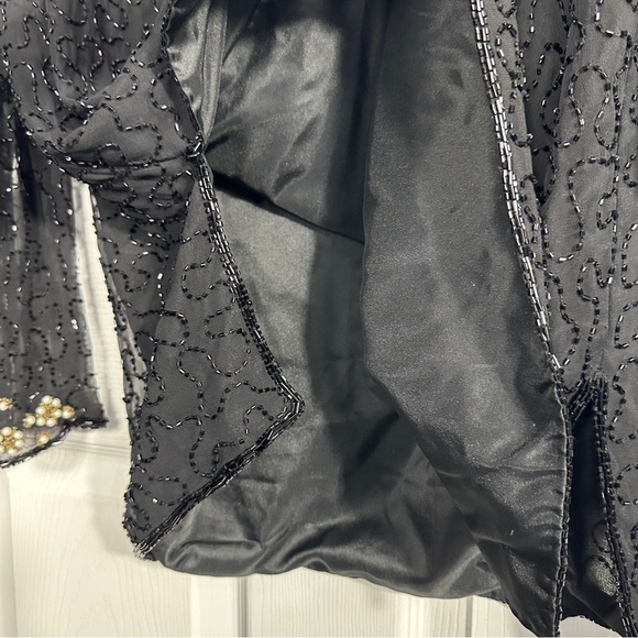 NWT Papell Studio embellished 100% silk tunic top, size small - Picture 11 of 16